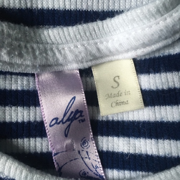 Francesca’s Navy Striped Tee - Picture 4 of 4